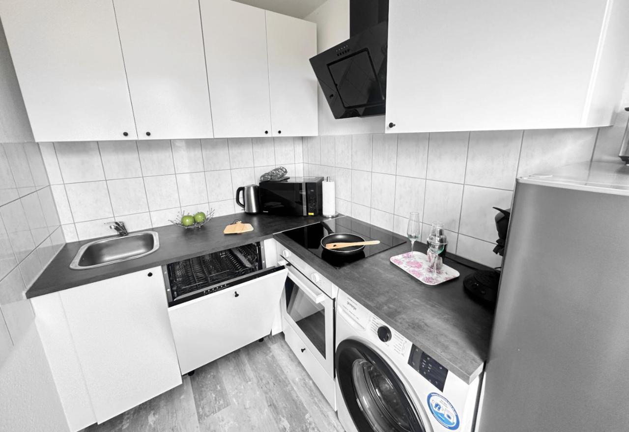 Vaz Apartments Essen, Kueche, Wlan, Tv, Netflix, Ca 15 Min Messe U Hbf Kültér fotó